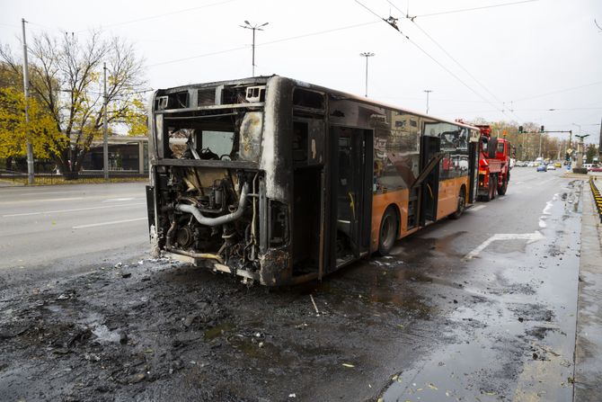 Zapaljen autobus