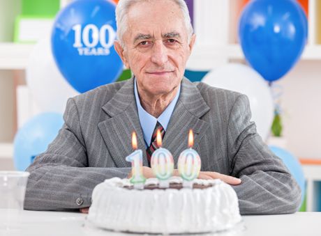 rođendan, 100 godina, torta, rođendanska torta, stogodišnjak