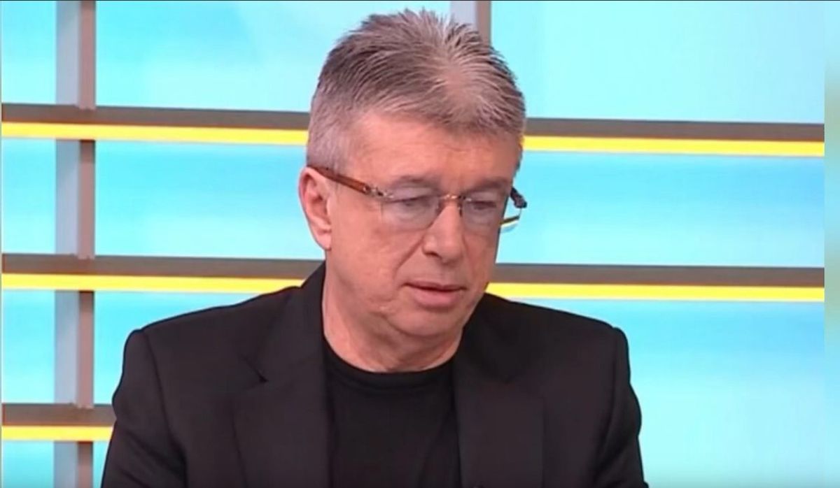 "Glas mu je bio promukao" Pevač o poslednjem susretu sa Sašom Popovićem: "Video sam ga dve nedelje pred smrt"