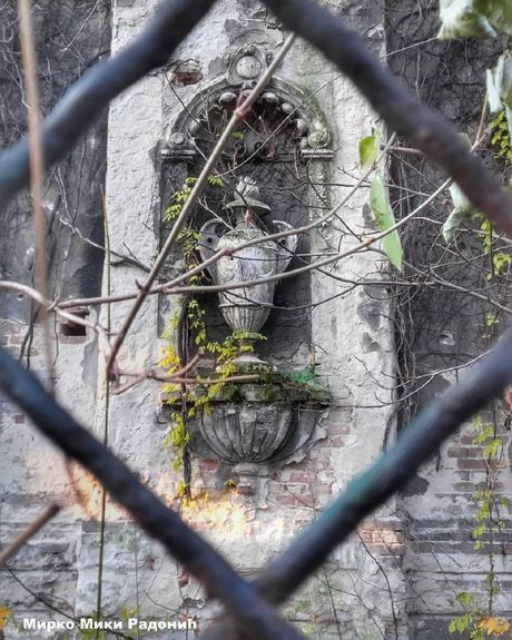Zgrada u Krunskoj ulici Zgrada u Krunskoj ulici