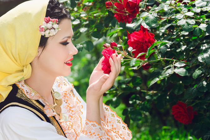 Narodna nošnja, tradicija Narodna nošnja, tradicija