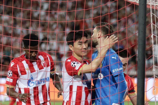 Fudbal Liga šampiona FK Crvena Zvezda FK Bodo Glimt, Hvang In-beom