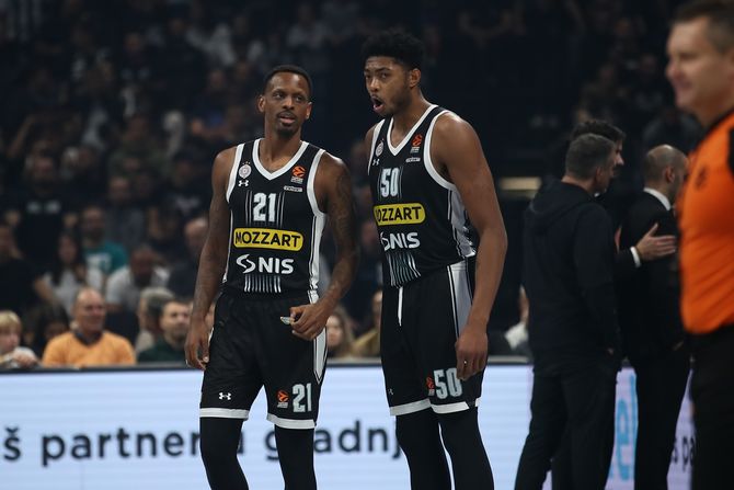 Džejms Naneli i Bruno Kaboklo - KK Partizan