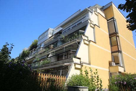 Bora Djordjević, Stan i naselje u kome živi u Ljubljani Bora Djordjević, Stan i naselje u kome živi u Ljubljani