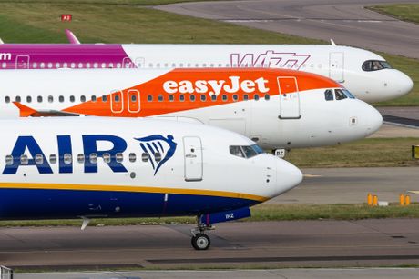 Ryanair Wizz Air EasyJet avioni