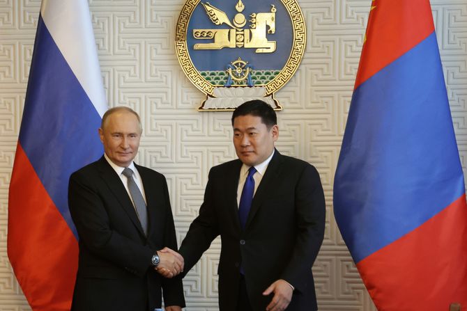 Vladimir Putin i mongolski premijer Luvsanamsrain Ojun-Erdene