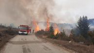 U gašenje požara na Troglavu uključio se i helikopter: Sedam dana bukti požar kod Kraljeva