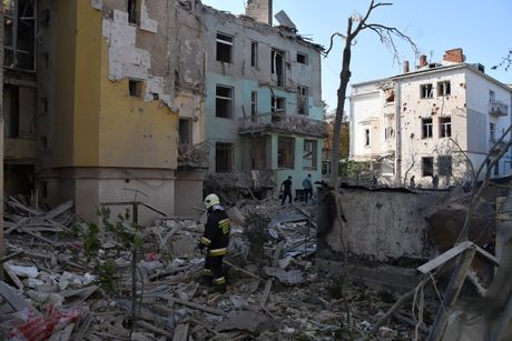 Lavov Ukrajina rat granatiranje Lavov Ukrajina rat granatiranje