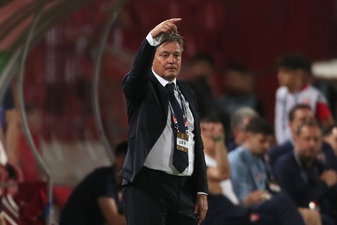 Dragan Stojković Piksi, Fudbalska reprezentacija Španije, Fudbalska reprezentacija Srbije, Liga nacija Dragan Stojković Piksi, Fudbalska reprezentacija Španije, Fudbalska reprezentacija Srbije, Liga nacija