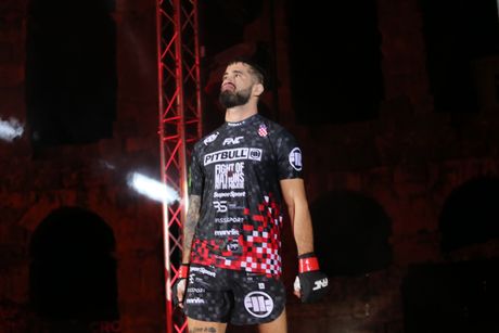 FNC 19, Arena Pula, Vaso Bakočević i Filip Pejić