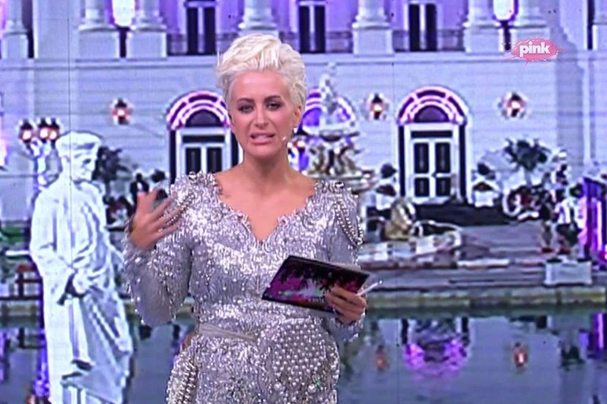 "Jednom sam stala na ludi, sad hoću dragi kamen! Dušica progovorila o svadbi: "Nikada nisam imala..."