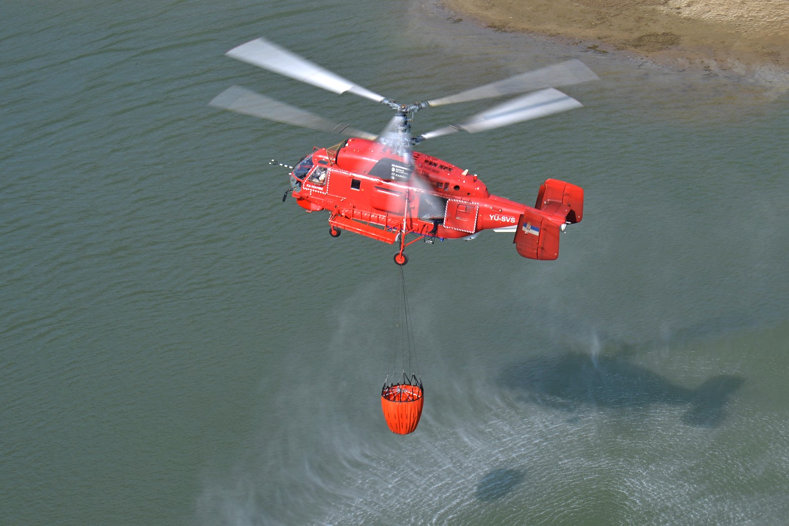 Srpski helikopteri za sat vremena izbace više vode od Iljušina 76: Rekord Helikopterske jedinice