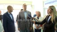 Vučić sa ministrom Lončarom obišao Dom zdravlja u Loznici