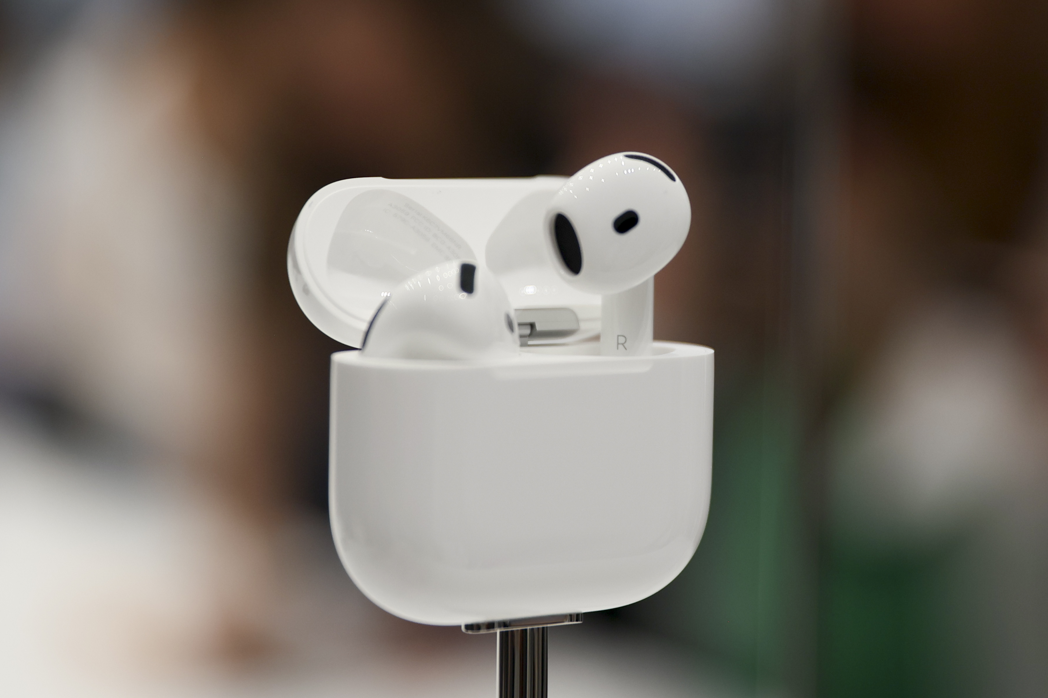 Apple konačno popravlja AirPods slušalice: Stiže promena koju su svi čekali