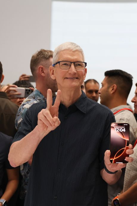 Tim Kuk, CEO Apple, Epl Tim Kuk, CEO Apple, Epl