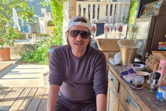 Alen islamović Alen islamović