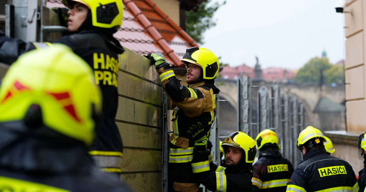 Očekuje se haos u Evropi: Hiljade ljudi bez struje, počele evakuacije stanovništva - Vesti - Telegraf.rs
