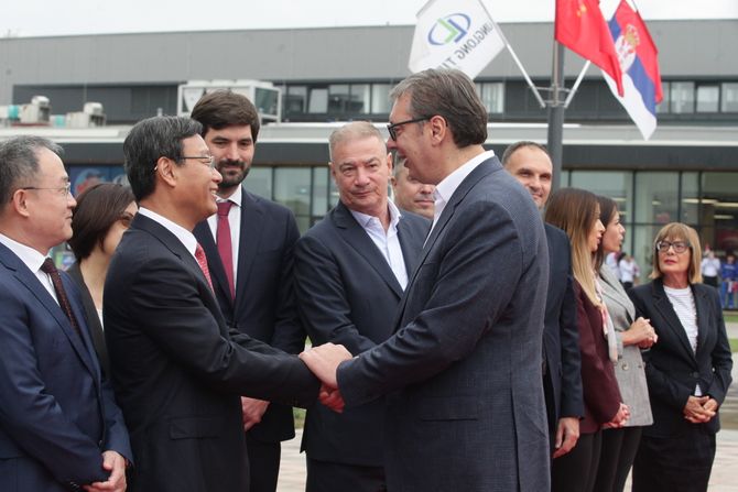 Zrenjanin, Aleksandar Vučič u kineskoj fabrici, fabrika  Linglong