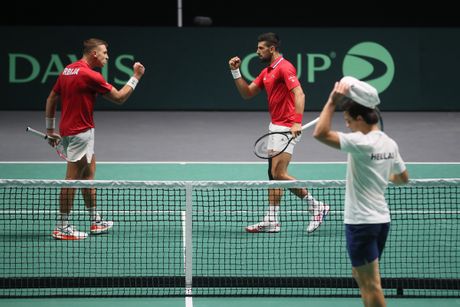 Tenis, Dejvis kup Srbija, Grčka, Novak Đoković i Hamad Međedović