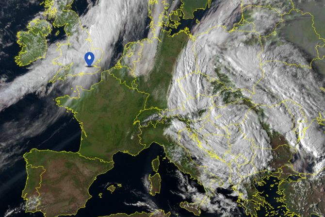 Satelitski snimak i trenutne temperature vazduha