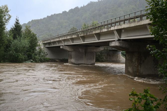 Poljska poplave, nevreme, Bardo, Nysa Klodzka in Bardo