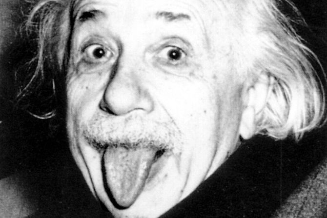 Albert Einstein, Albert Ajnštajn