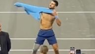 Novak Đoković i Grigor Dimitrov odigrali striptiz na terenu: Srbin i Bugarin se skinuli i zapalili publiku