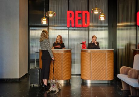 Radisson RED