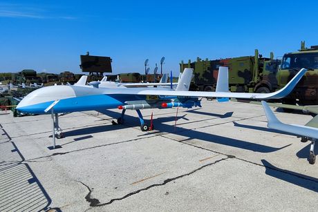 CH-92 CH-95 bespilotni vazduhoplovi CH-92 CH-95 bespilotni vazduhoplovi