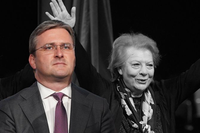 Nikola Selaković i Radmila Živković