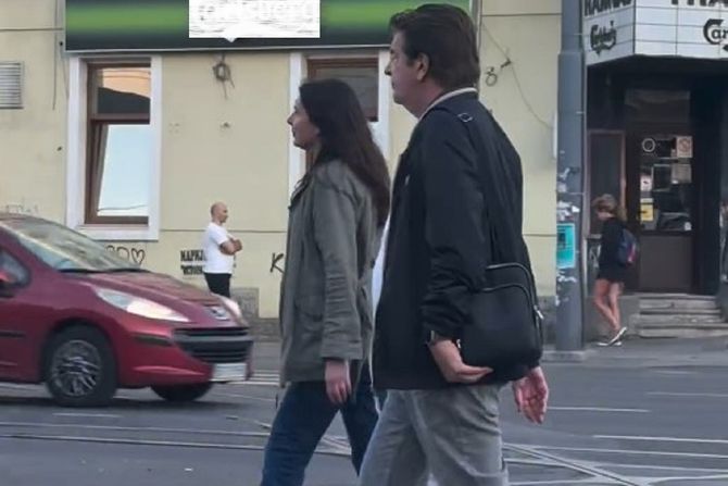 Momčilo Bajagić Bajaga, devojka Momčilo Bajagić Bajaga, devojka