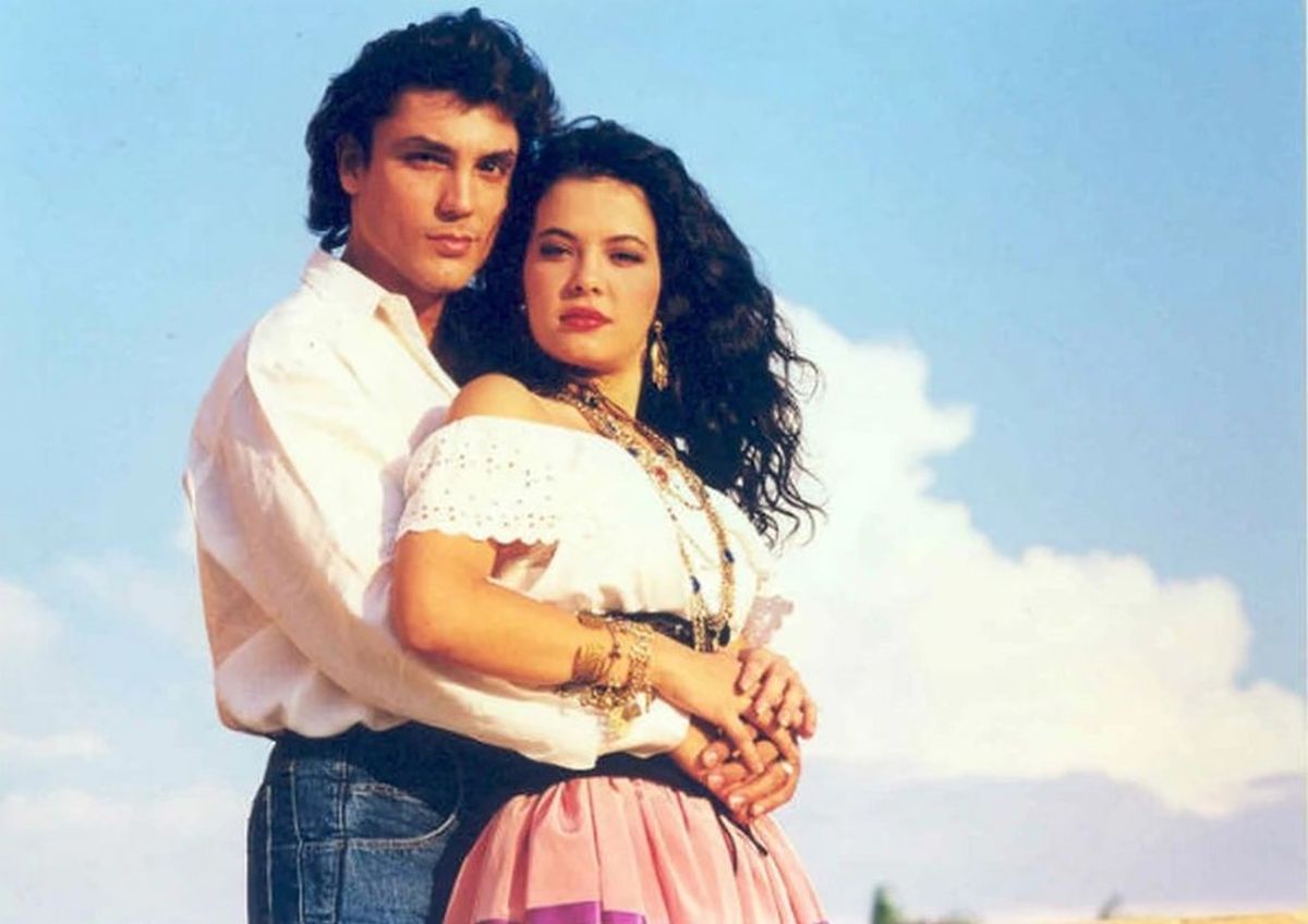 Kasandra i Ignasio ponovo zajedno posle više od 30 godina: Njegov govor rasplakao je sve, scena za pamćenje