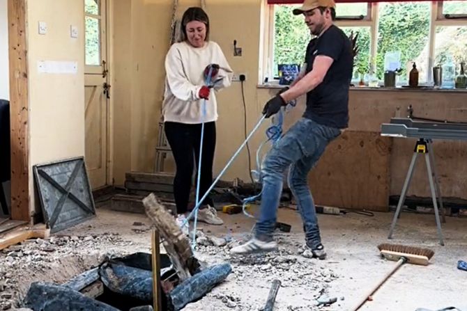 bunar ispod kuhinje bunar ispod kuhinje