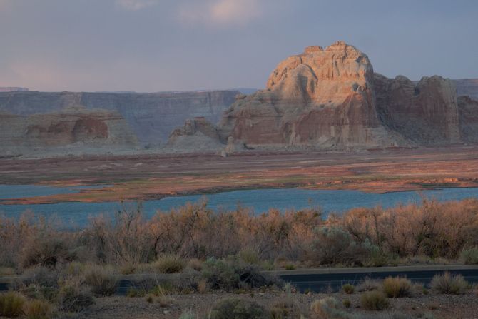 Juta, jezero Lake Powell, Arizona, Utah, Lake