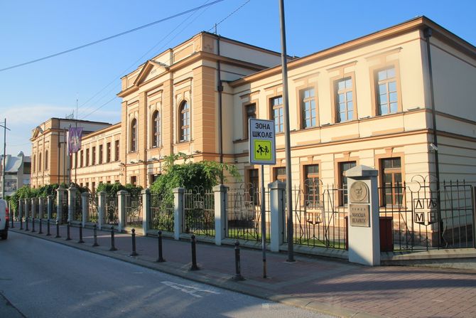 Gimnazija Takovski Ustanak, Gornji Milanovac
