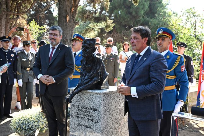 Ministar Gašić otkrio spomen-bistu Đorđu Mihailoviću i prisustvovao obeležavanju 106. godišnjice proboja Solunskog fronta