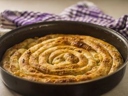 Bosanska pita, burek sa mesom, pita sa mesom