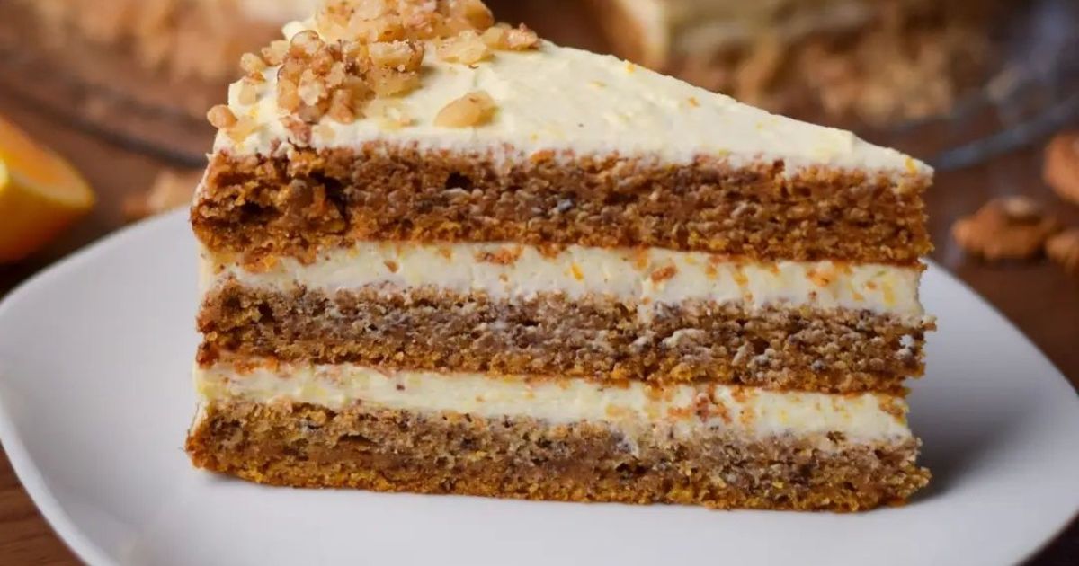 Kremasti desert bez jaja i mleka: Posna torta bez pečenja koju ćete napraviti za 20 minuta