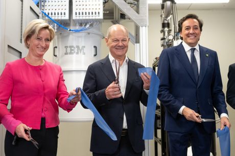 Prvi kvantni centar podataka IBM u Evropi Nemačka Olaf Šolc