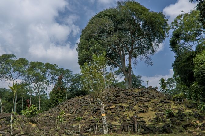 Gunung Padang, Indonezija