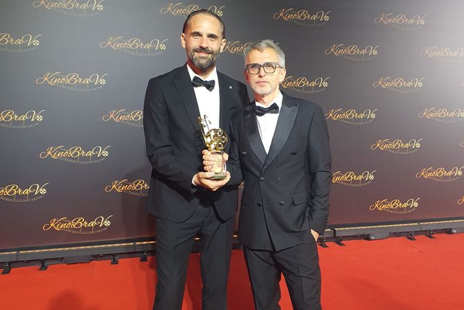 "Čuvari formule" Dragana Bjelogrlića najbolji film u Sočiju "Čuvari formule" Dragana Bjelogrlića najbolji film u Sočiju