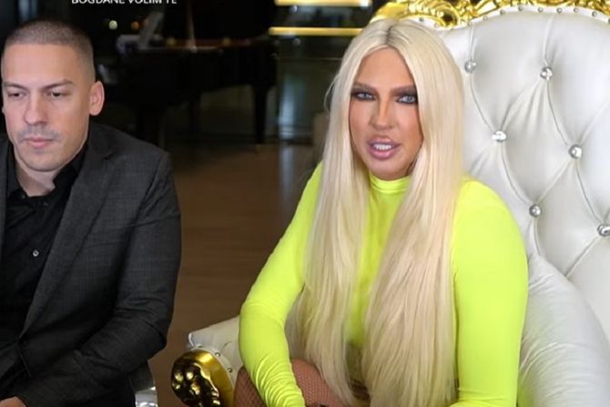 Jelena Karleuša, Baka Prase