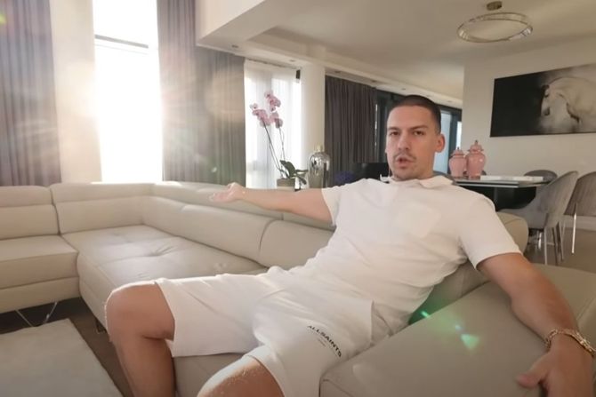 Baka Prase Baka Prase