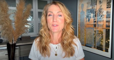 Anne Hathaway,  Kjersti Flaa