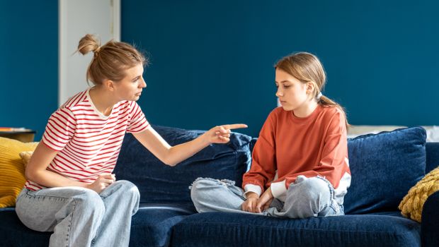 mama i ćerka, mama i dete, toksični roditelji, toksična porodica, roditelj,