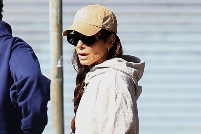 Sandra Bulok Sandra Bulok