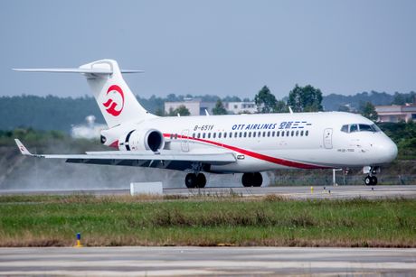 OTT Airlines COMAC ARJ21