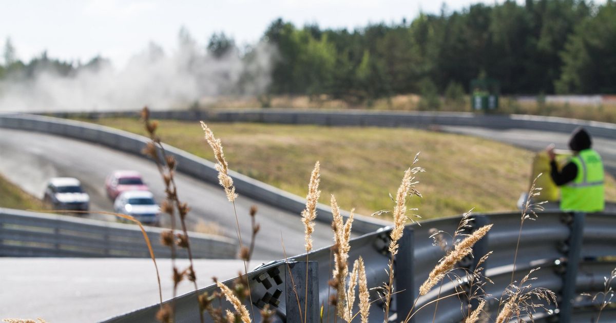 Stravična nesreća: Iskusni automobilista izgubio život pred trku koju vozi Maks Ferštapen