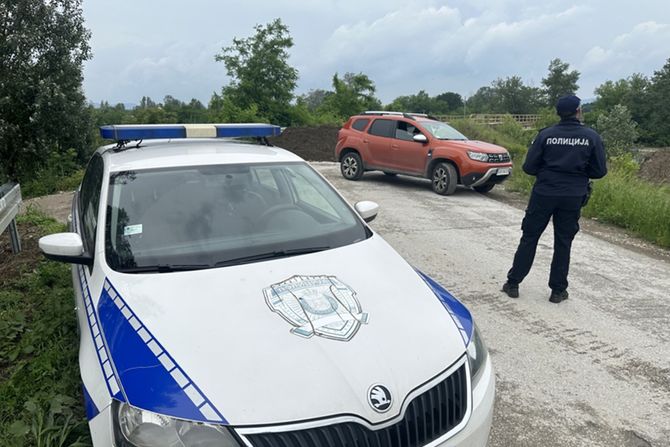 Čačak, nasilnik bežao od policije, policija, potera, policajci