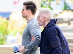 Kelvin Klajn sa dečkom